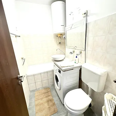 Kristoi Apartman *